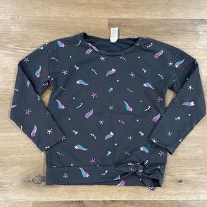 Girls, long sleeve OshKosh B’Gosh gray top with hearts and stars (size 7)